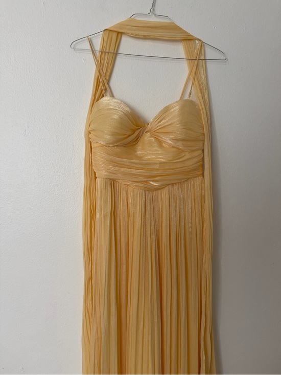 MANIJU Dresses & Skirts - Maniju Pastel Yellow Shimmer Maxi Dress w/ Shawl – Size M